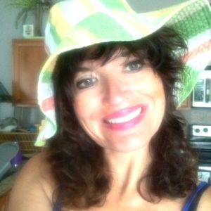 Cute Liz Claiborne hat, mango, greens, sequins